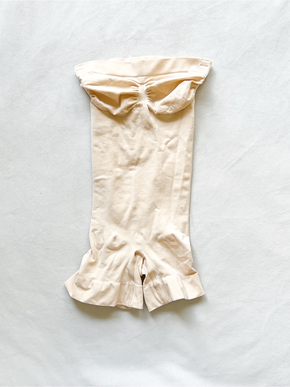 SKIMS Strapless Cream Shapewear Bodysuit - XS